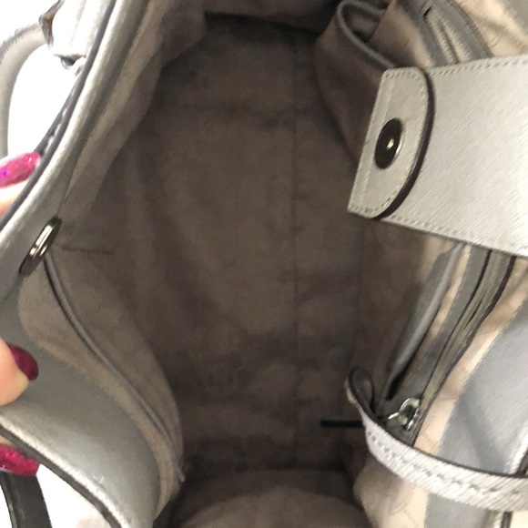 Michael Kors Large Pearl Grey Hamilton Satchel - Picture 11 of 13